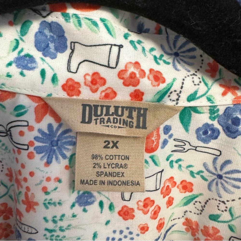 Duluth Trading Co garden button down shirt - Picture 3 of 8